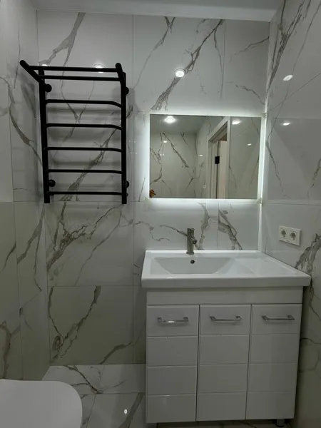 Санузел — пример отделки и интерьера